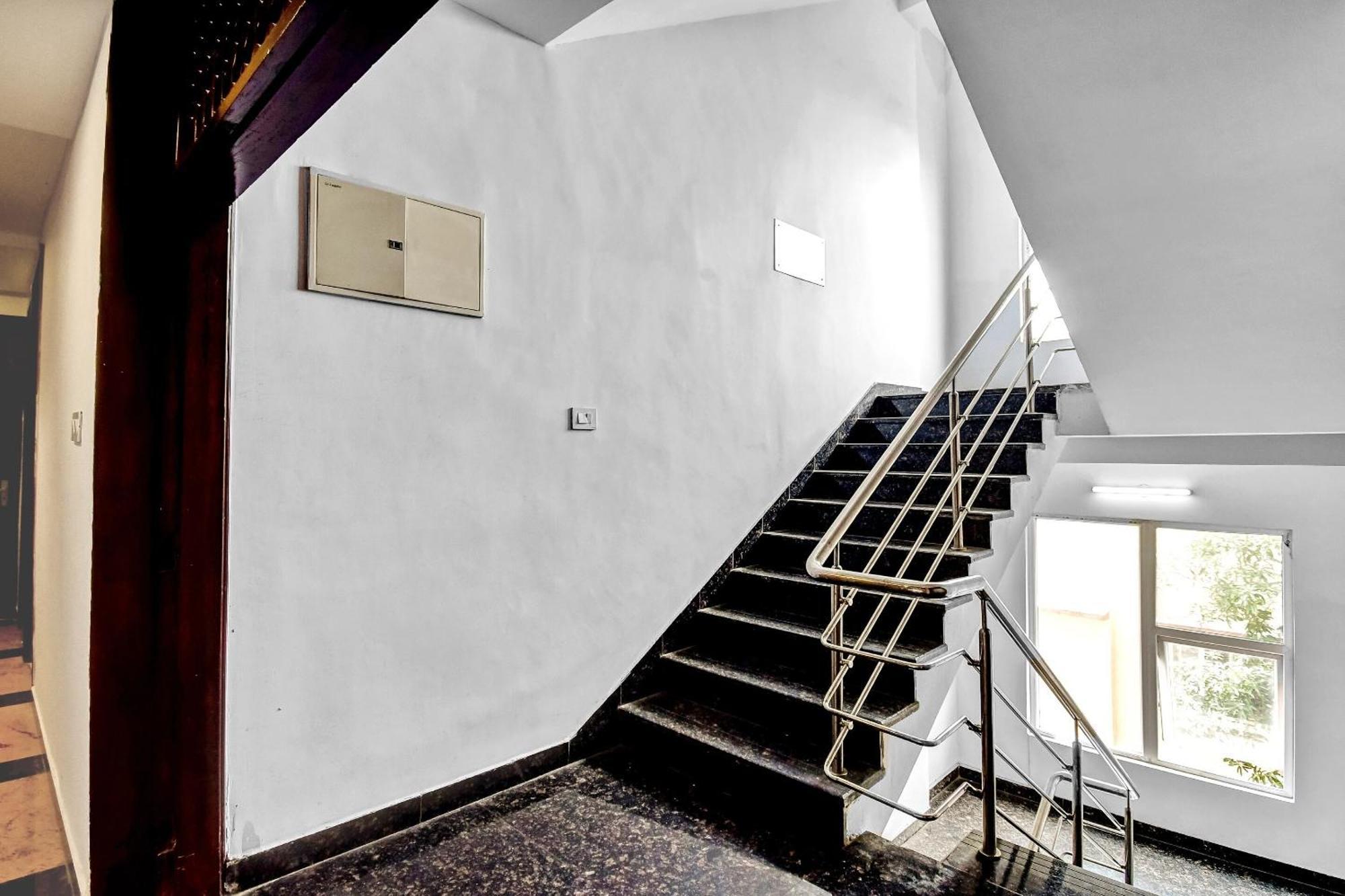 Super Townhouse In One Hotel 4*
